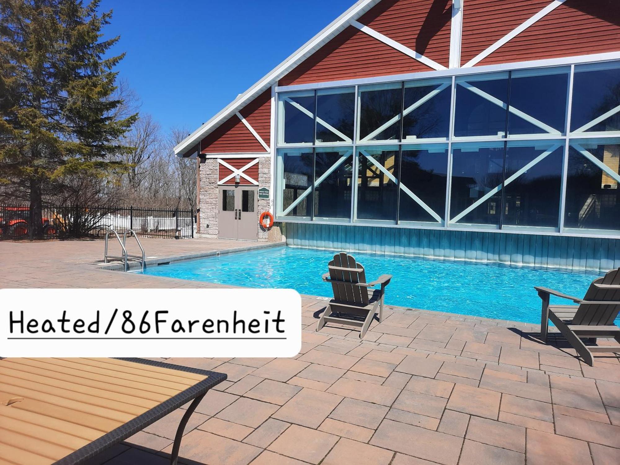 Margarita Vacation Getaway Apartment Oro-Medonte Exterior photo